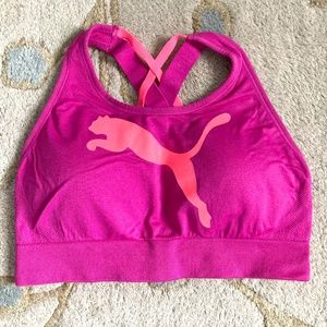 Puma Women's Padded Sports Bra Size M